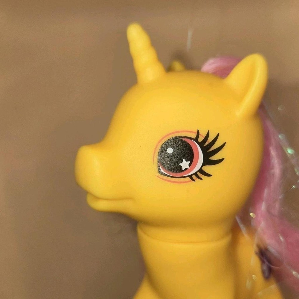 Gi-Go Wonder Pony Land Kids Small Yellow Good Vintage Ladybug Unicorn Toy
